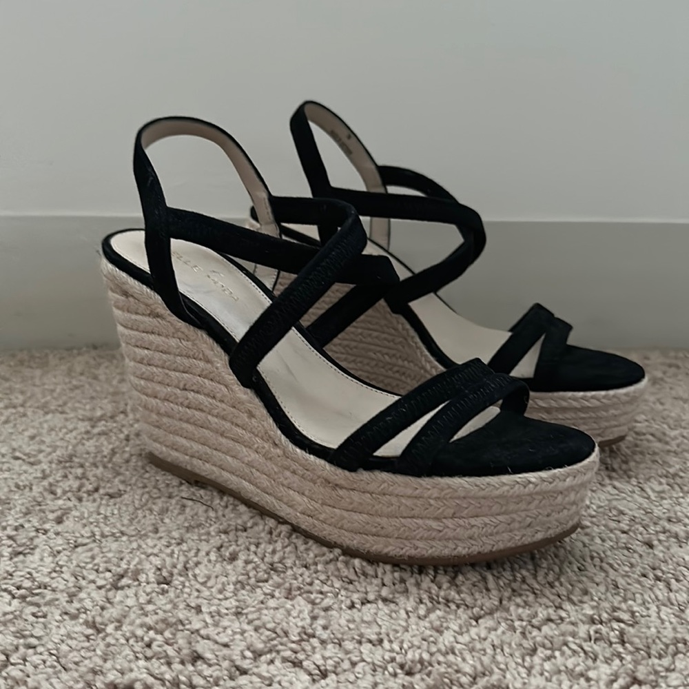 Pelle Moda size 7 brand new